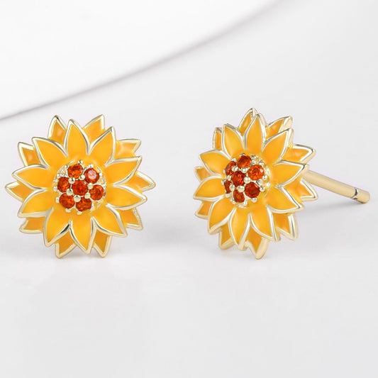 Kullattu TerÀsKorvakorut Punaisella EmporiaŸ Kristallilla ja Emaloidulla