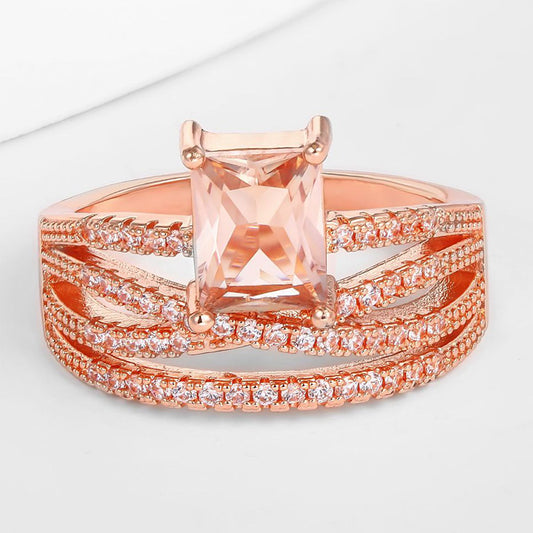 Kullattu TerÀsSormus Valkoisella EmporiaŸ Kristallilla