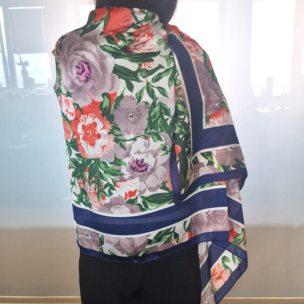 Orchid Breeze -huivi, sininen, 85 cm x 180 cm, 100 % vegaanista silkkiä