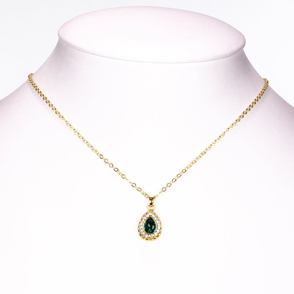 Kullattu TeräsSetti Vihreällä Emporia® Kristallilla ja Valkoisella Emporia® Kristallilla ( Kaulakoru+Korvakorut+Rannekoru+Sormus+Riipus )