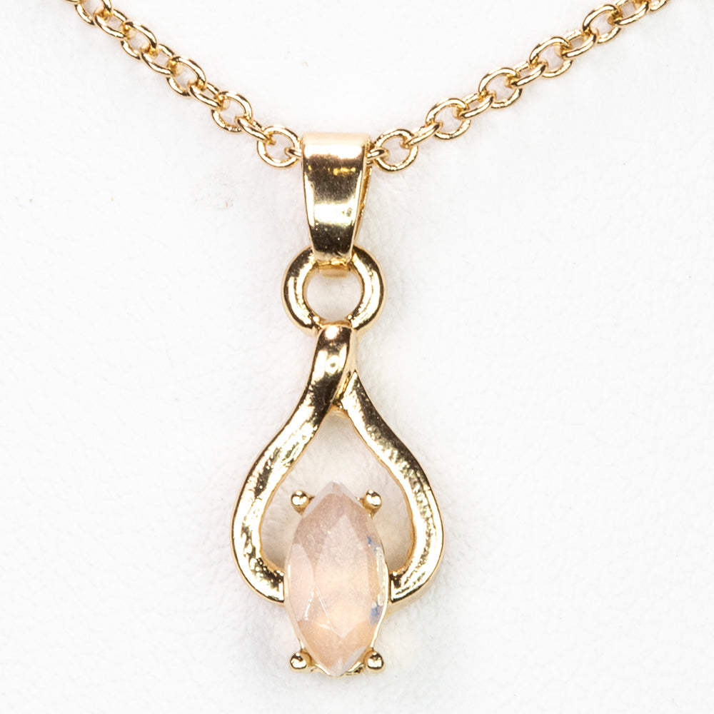 Kullattu TeräsKaulakoru Etiopialaisella Lega Dembi Opaalilla ja Valkoisella Emporia® Kristallilla ( Kaulakoru+Riipus )