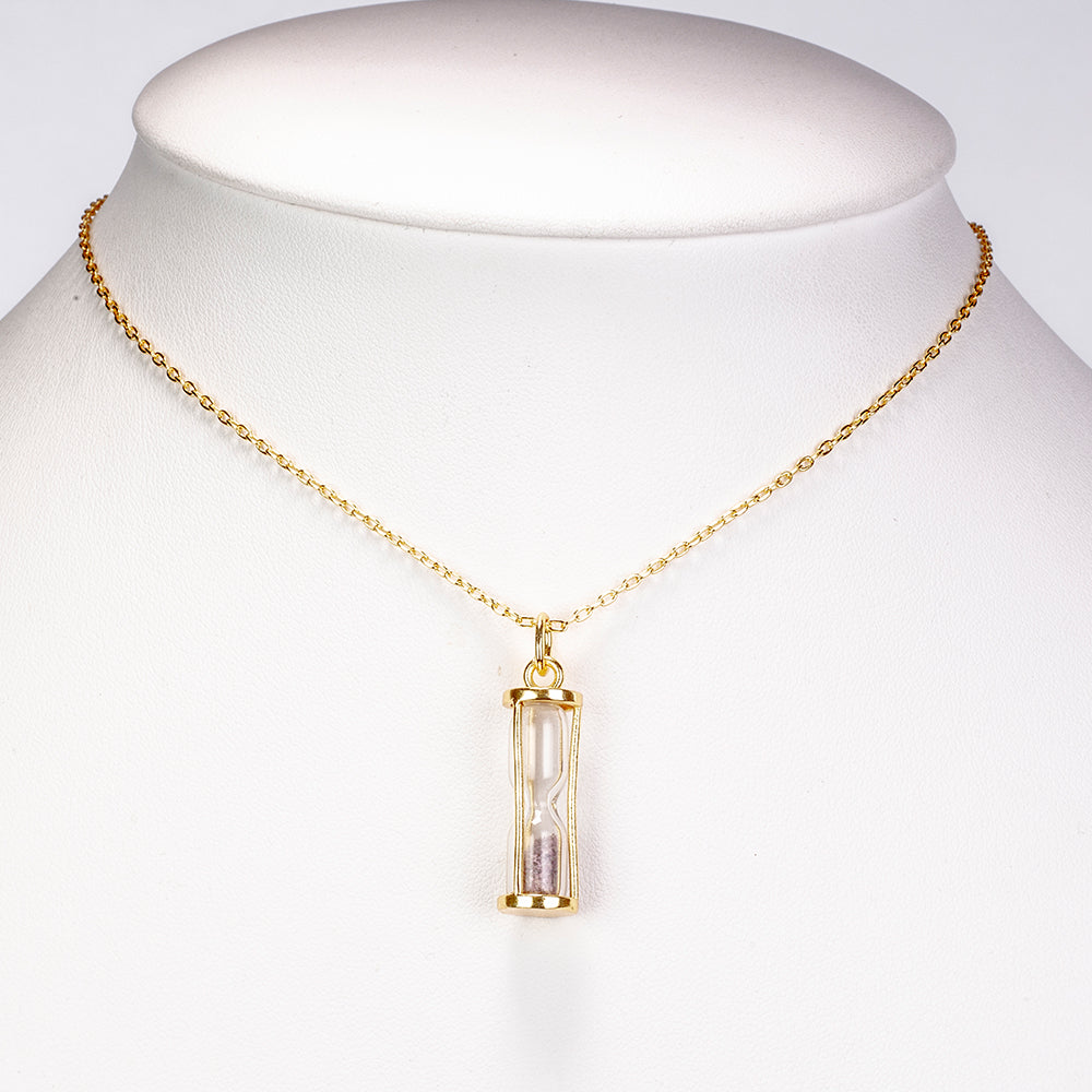 Kullattu TeräsKaulakoru Thairubiinilla