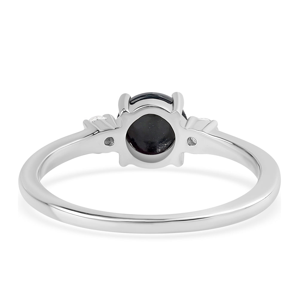 HopeaSormus Lega Dembin Keskiyönmustan Etiopialaisella Opaalilla ja Valkoisella Topaasilla