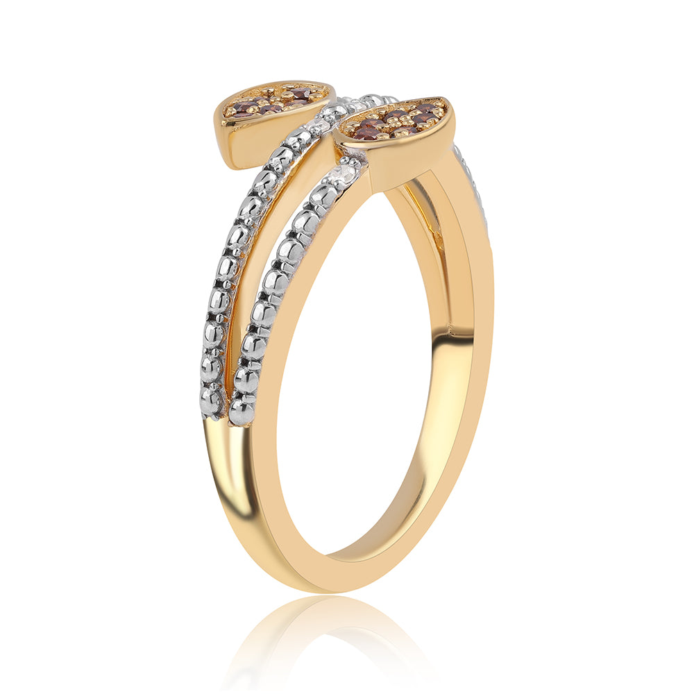 Kullattu hopeaSormus Punaisella Timantilla ja Valkoisella Timantilla