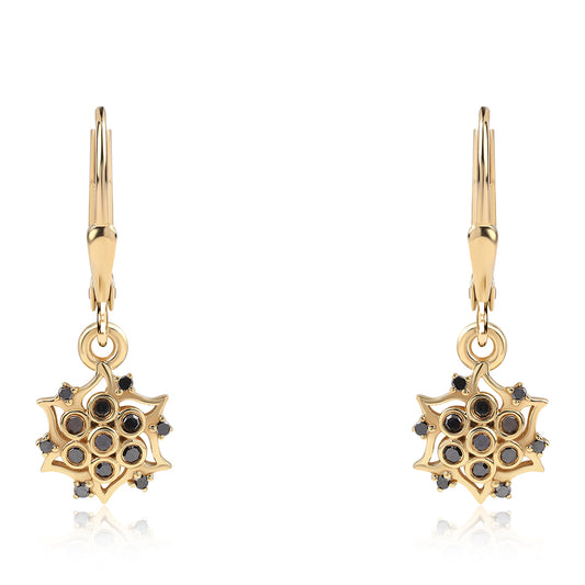 Kullatut hopeat Korvakorut Mustalla Timantilla