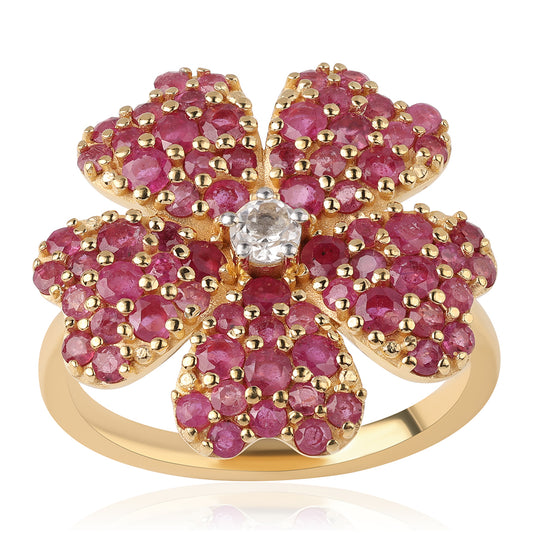 Kullattu hopeaSormus Mosambikin Rubiinilla ja Valkoisella Topaasilla