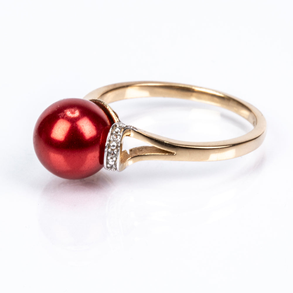 Kullattu hopeaSormus Punainen makeanveden helmellä ja Valkoisella Topaasilla