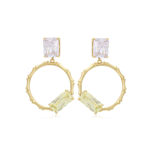 Kullattu TerÀsKorvakorut VihreÀllÀ EmporiaŸ Kristallilla ja Valkoisella EmporiaŸ Kristallilla