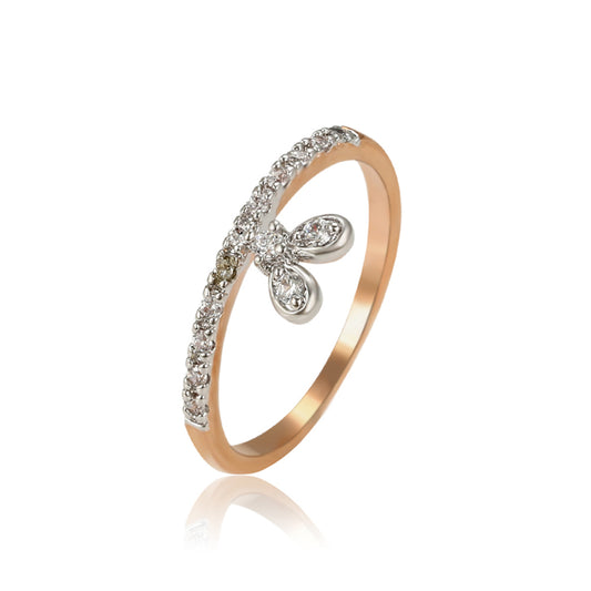 Kullattu TerÀsSormus Valkoisella EmporiaŸ Kristallilla