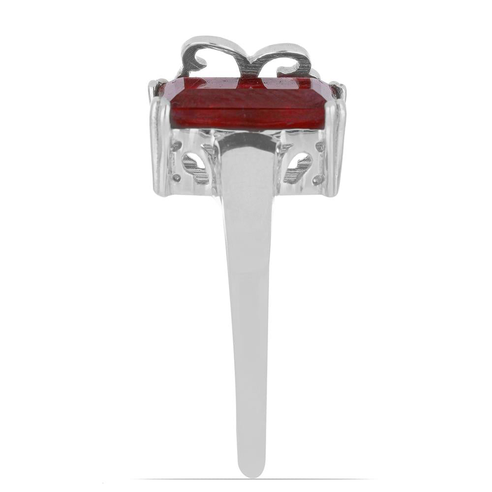 HopeaSormus Malagassin Rubiinilla