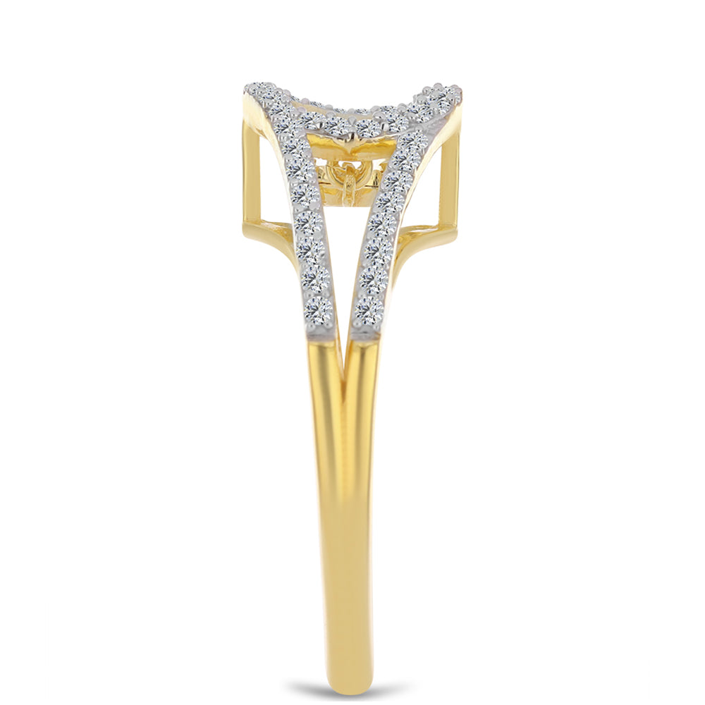 Kullattu hopeaSormus Konjakin Värisellä Timantilla ja Valkoisella Topaasilla