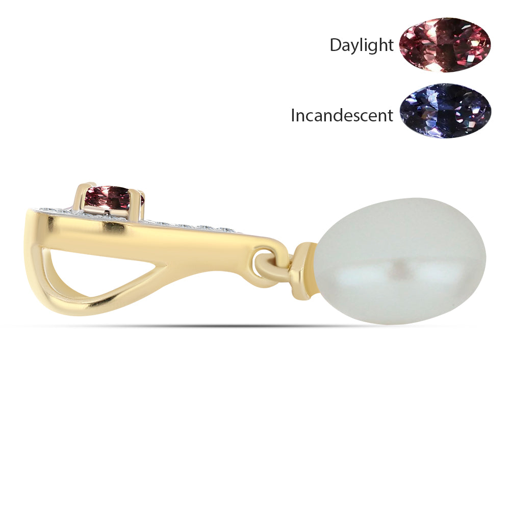 Kullattu hopeaRiipus Tsivory Väriävaihtavalla Granaatilla ja Makeanveden Valkoisella Helmellä