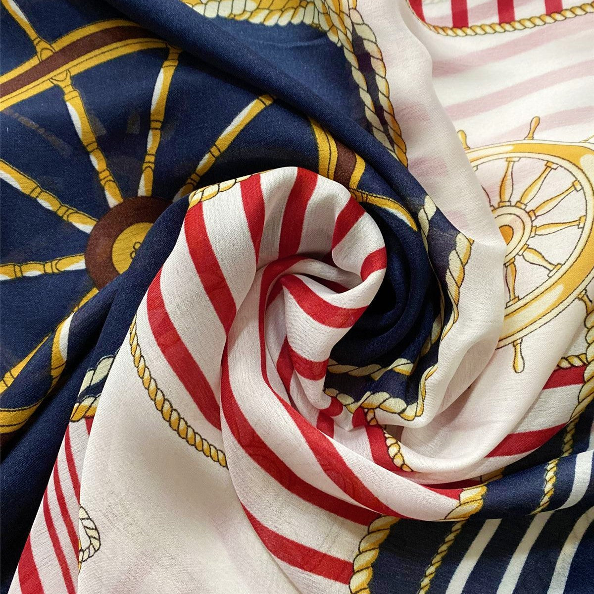 Silkkihuivi/-saali, 90 cm x 180 cm, ruori ja ankkuri