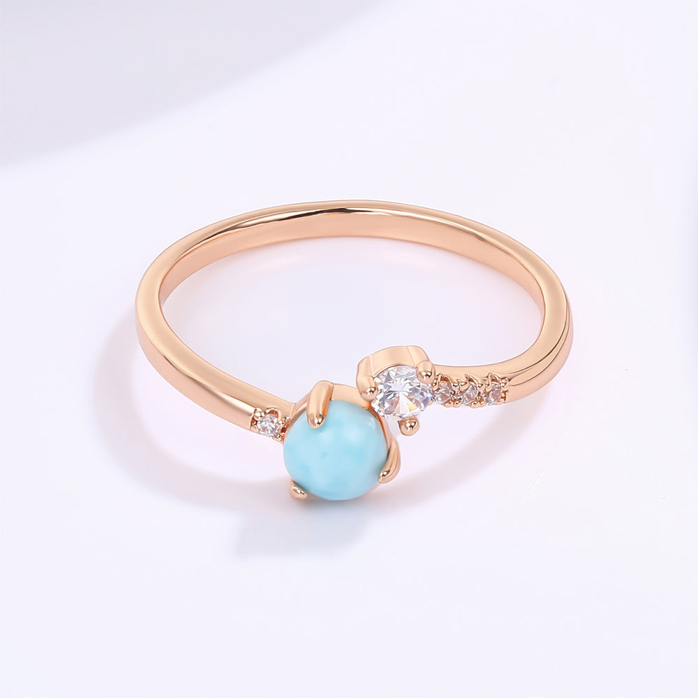 Kullattu TeräsSormus Sinisellä Emporia® Kristallilla ja Valkoisella Emporia® Kristallilla 1 