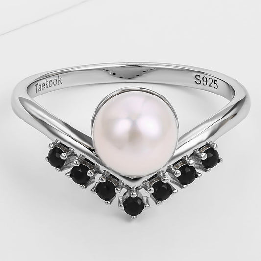 Kullattu TeräsSormus Mustalla Emporia® Kristallilla