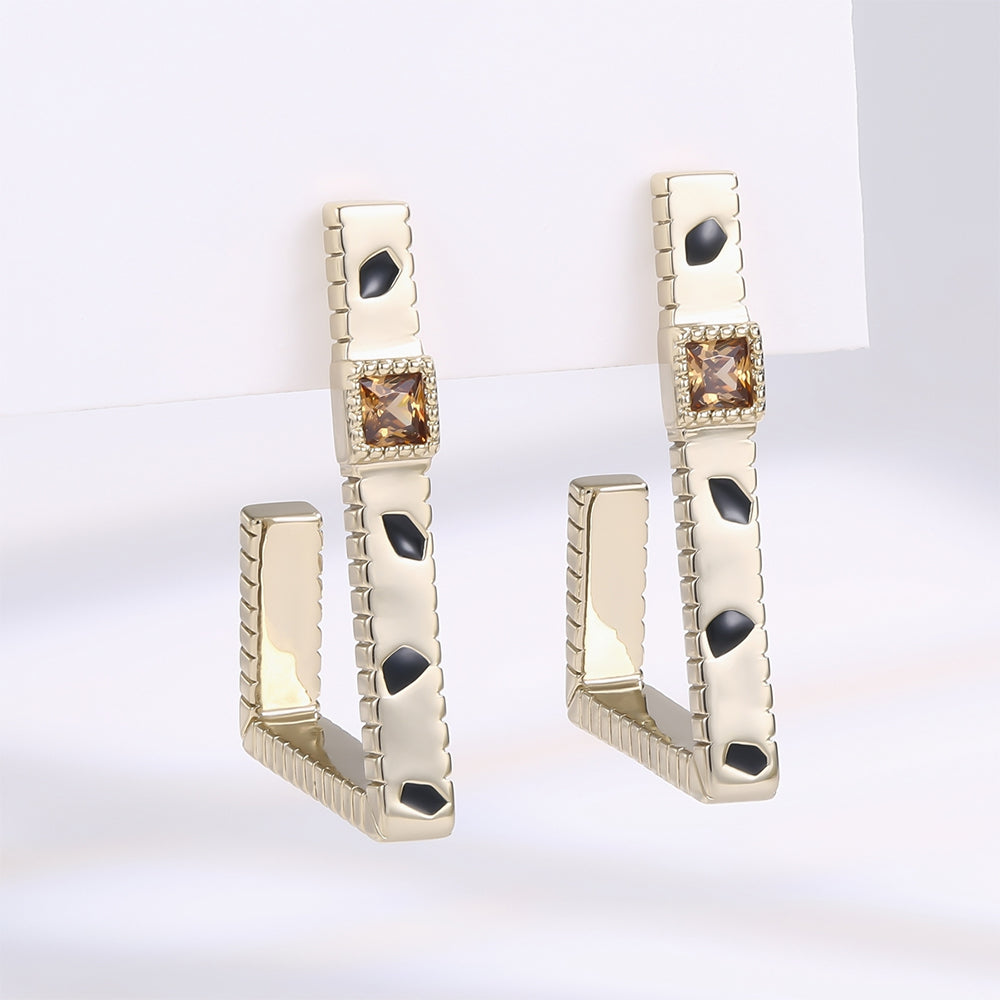 Kullattu TeräsKorvakorut Ruskealla Emporia® Kristallilla