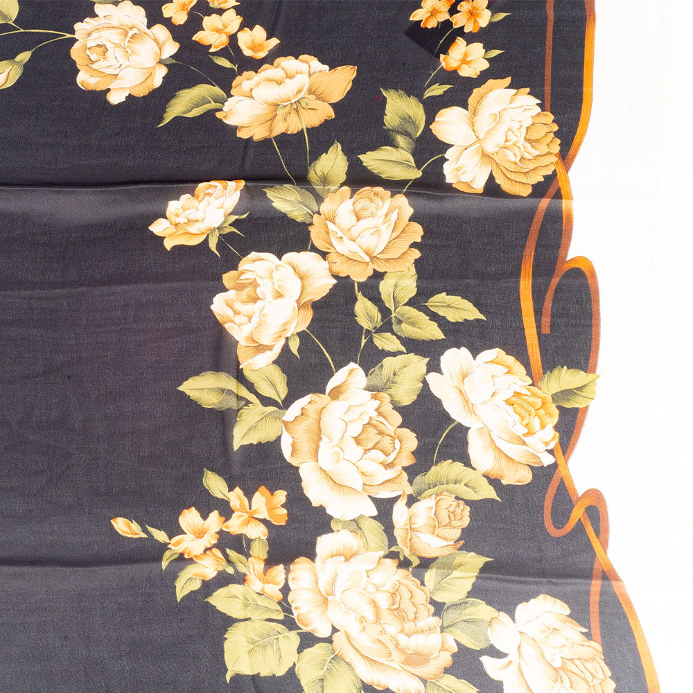 Canvas & Bloom -huivi, 85 x 180 cm, musta, 100% vegaaninen silkki 3 