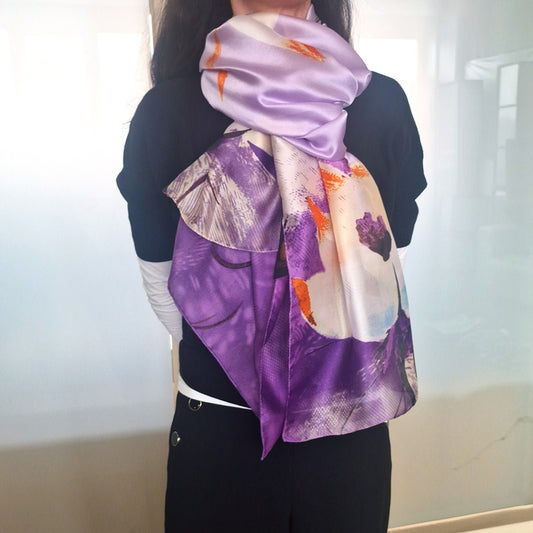 Lotus Nocturne -huivi, violetti, 85 cm x 180 cm, 100 % vegaanista silkkiä