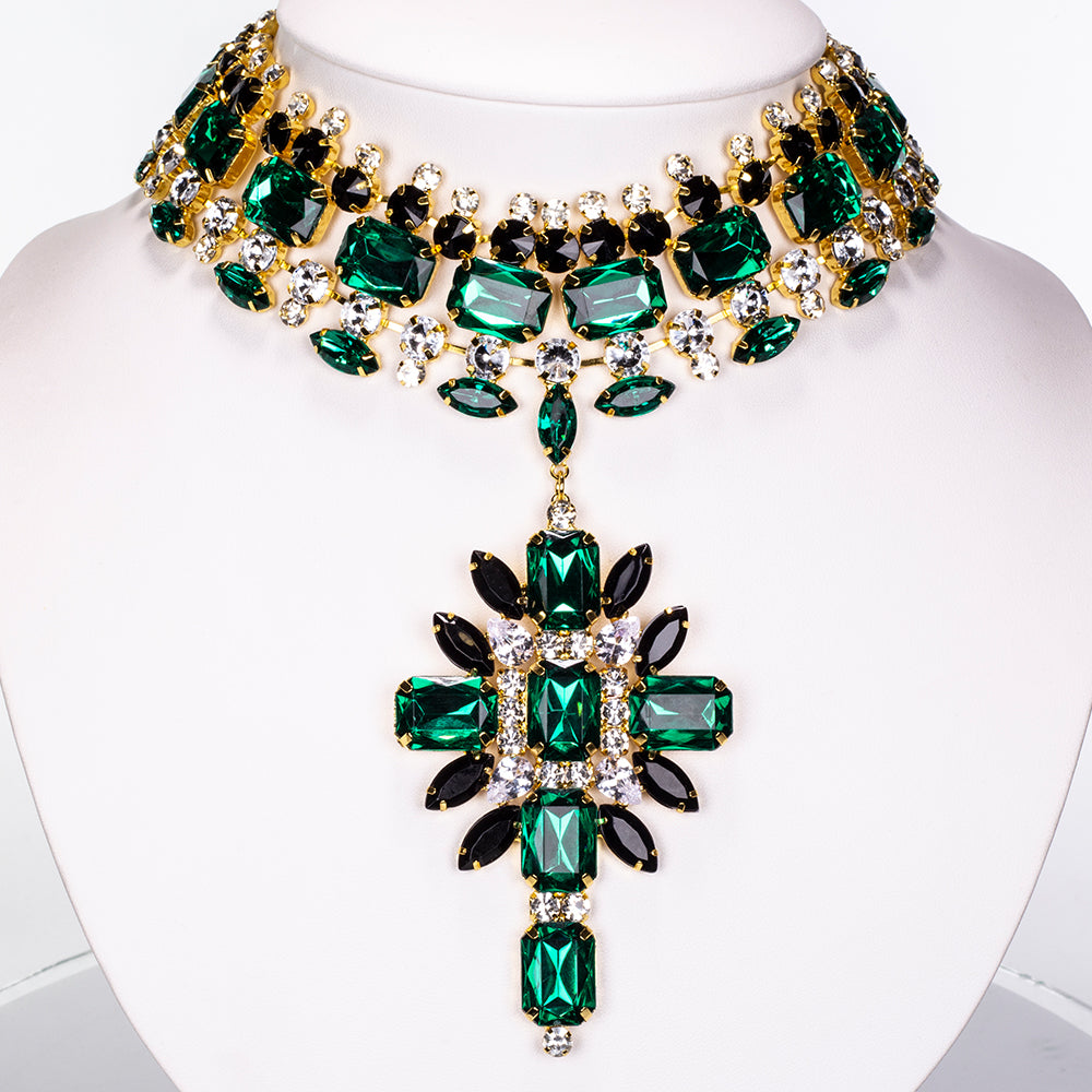 Kullattu TeräsSetti Vihreällä Emporia® Kristallilla ja Valkoisella Emporia® Kristallilla ( Kaulakoru+Korvakorut ) 5 