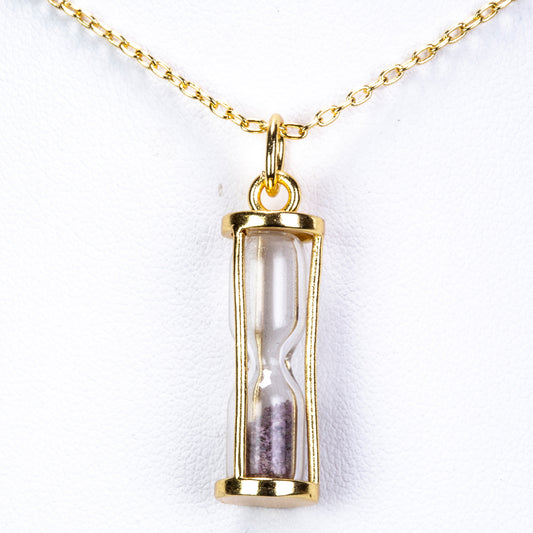 Kullattu TeräsKaulakoru Thairubiinilla