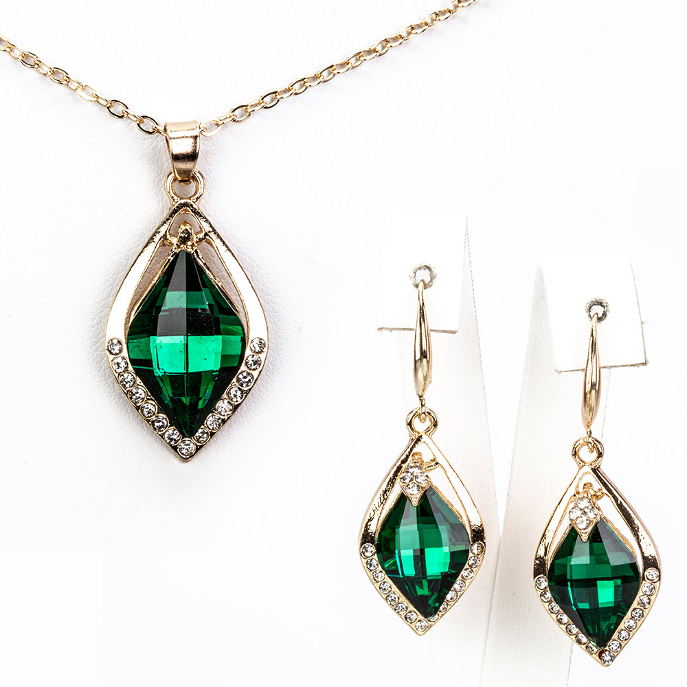 Kullattu TeräsSetti Vihreällä Emporia® Kristallilla ( Kaulakoru+Korvakorut+Riipus ) 1 