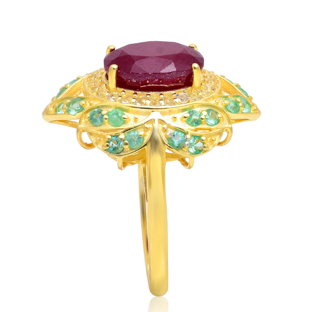 Kullattu hopeaSormus Malagassin Rubiinilla ja Brasilian Smaragdilla