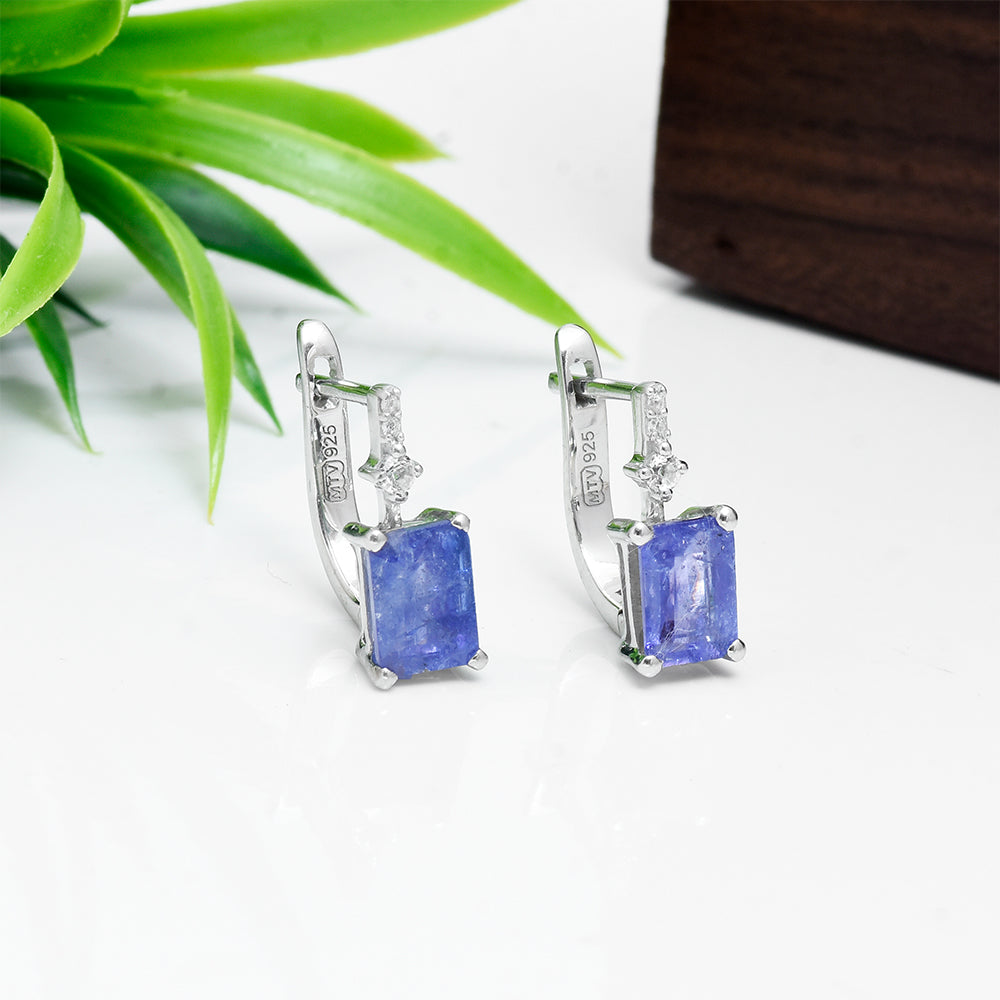 HopeaKorvakorut AAA Tansaniitilla ja Valkoisella Topaasilla 1 