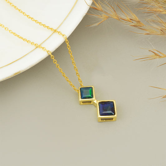 Kullattu hopeaKaulakoru Etiopialaisella Lega Dembi Opaalilla