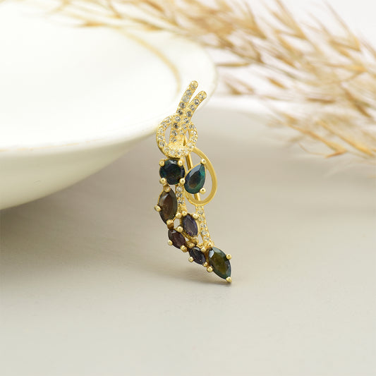 Kullattu hopeaRintaneula Etiopialaisella Lega Dembi Opaalilla ja Valkoisella Topaasilla