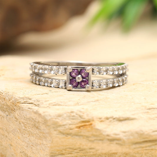 HopeaSormus Brasilian Smaragdilla ja Valkoisella Topaasilla