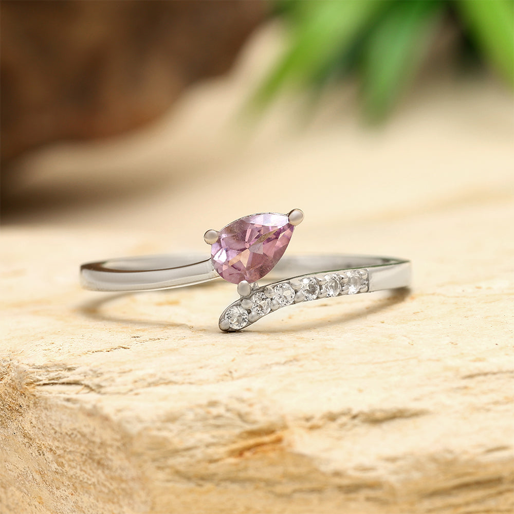 HopeaSormus Brasilian Smaragdilla ja Valkoisella Topaasilla