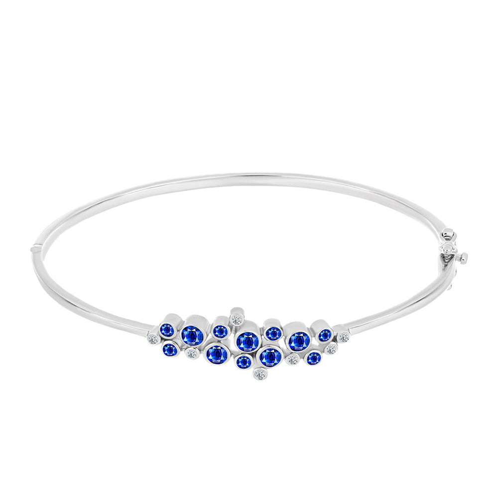 HopeaRannerenkaalla Australialaisella Sinisellä Safiirilla ja Valkoisella Topaasilla 1 