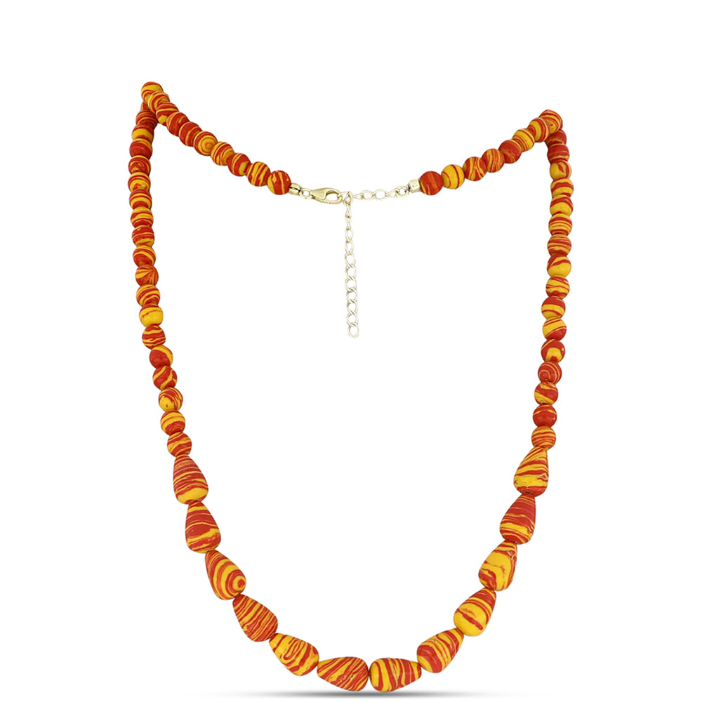 Kullattu hopeaKaulakoru Leijonantassujaspiksella