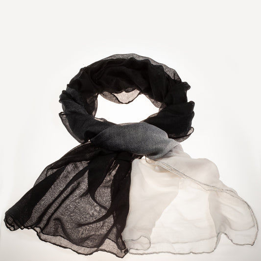 Muotihuivi, 100% viskoosia, 180 cm x 85 cm, mustavalkoinen