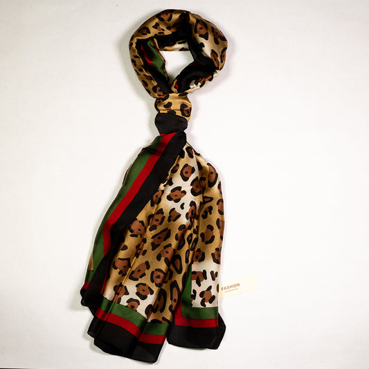 100% Silkkihuivi, 90 cm x 180 cm, Leopardi